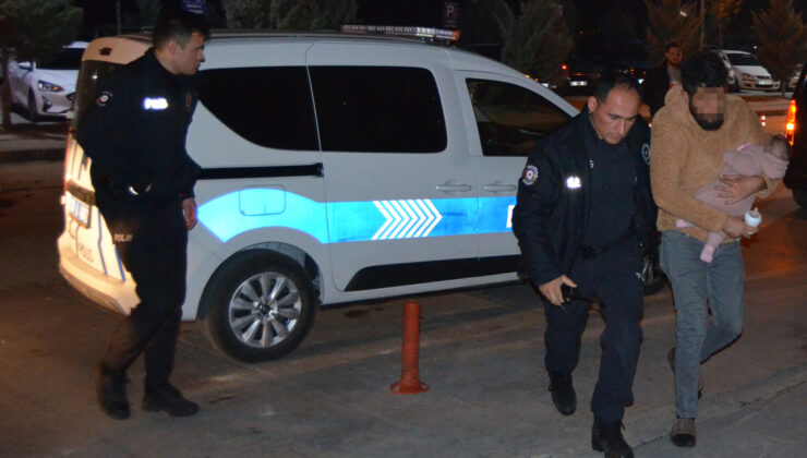 Cani koca eşini bıçakladı: 7 aylık bebeği ile gözaltına alındı!