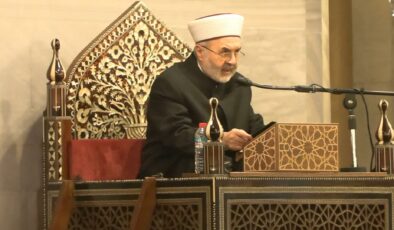 İstanbul’da Fatih Camisi’ndeki saldırıya vaazda kınama