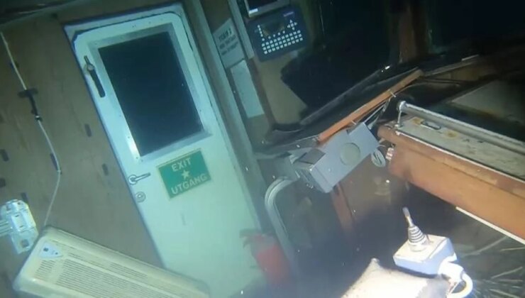 İmralı Adası açıklarında batan kargo gemisinin enkazından çekilen görüntüler paylaşıldı