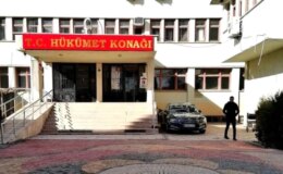 Kızının boşanmasına dayanamayan baba, son nefesini duruşma salonunda verdi