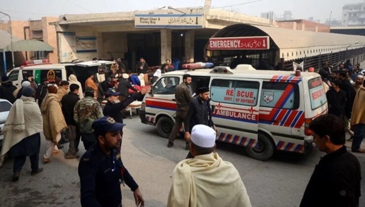 Pakistan’da milletvekili adayının ofisine Bombalı Saldırı: 12 ölü, 30 yaralı