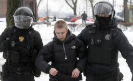 Rusya’da Navalny protestolarında gözaltına alınanların sayısı 400’e yükseldi