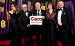 Yönetmen Ken Loach’tan BAFTA ödül töreninde “Gazze Katliamı Durdurun” mesajı