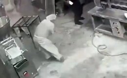 Ekmek fabrikasında korkunç kaza! Makineyi temizlemeye çalışan işçinin kolu koptu
