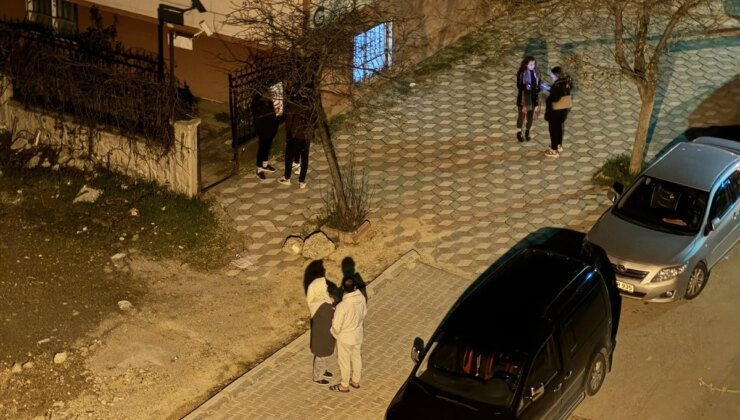 Elazığ’da 4,7 büyüklüğünde deprem! Vatandaşlar geceyi dışarıda geçirdi