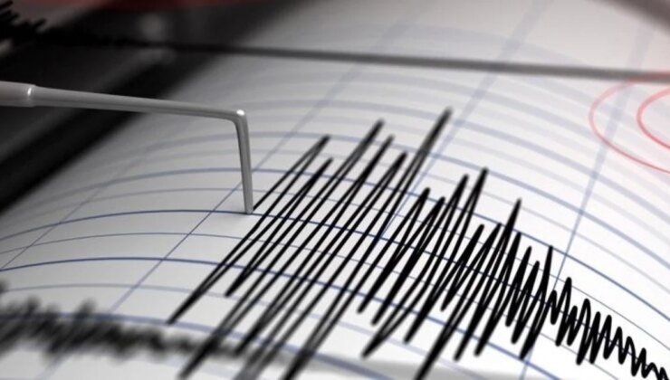 Marmara’da 3.5 büyüklüğünde deprem! İstanbul ve çevre illerde hissedildi