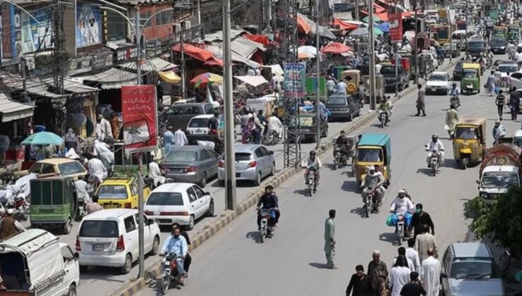 Pakistan’da silahlı saldırganlar otobüsten kaçırdıkları 8 yolcuyu öldürdü