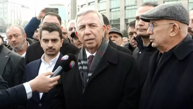 Mansur Yavaş, İmamoğlu’na destek için Çağlayan Adliyesi’ne geldi