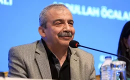 Tarihi çağrı sonrası çarpıcı ayrıntı! Sırrı Süreyya Önder, Öcalan’ın notunu paylaştı