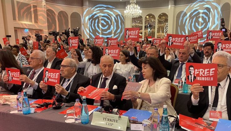 Sosyalist Enternasyonal’e İmamoğlu damgası