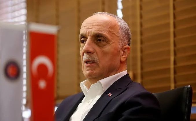 TÜRK-İŞ Genel Başkanı Atalay, kamu işçisi zam teklifi için “Üzerinde değerlendirme yapılacak bir teklif değil” dedi.