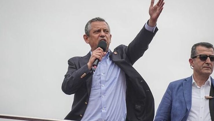 CHP 14 yıl aranın ardından Bayburt’ta: Özgür Özel konuşuyor