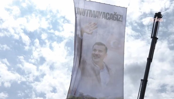 CHP Bayburt mitinginde Ferdi Zeyrek unutulmadı