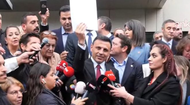 CHP / Özgür Çelik mazbatasını aldı