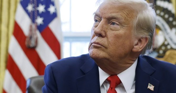 ABD’de Trump’ın Federal Hükümeti resmen durdu. Zorunlu hizmetler dışında resmi dairelerde hizmet durdu