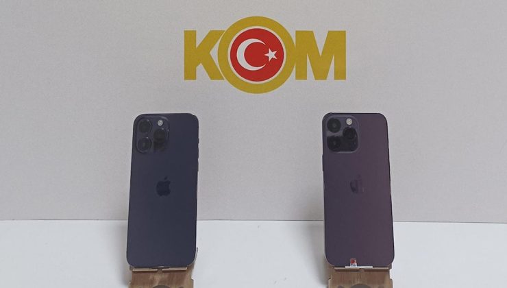 Samsun’da kaçakçılık operasyonu: Sahte içki ve kaçak telefon ele geçirildi